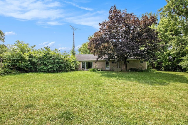 2597 E Glendora Rd, Buchanan, MI 49107 - view of grassy yard