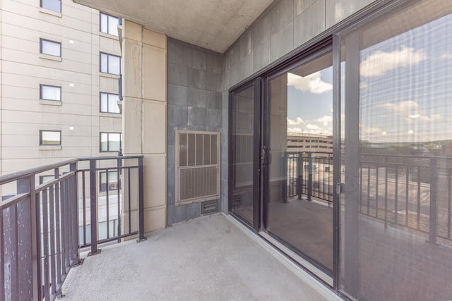 111 N Ashley St Unit 412, Ann Arbor, MI 48104 - view of balcony