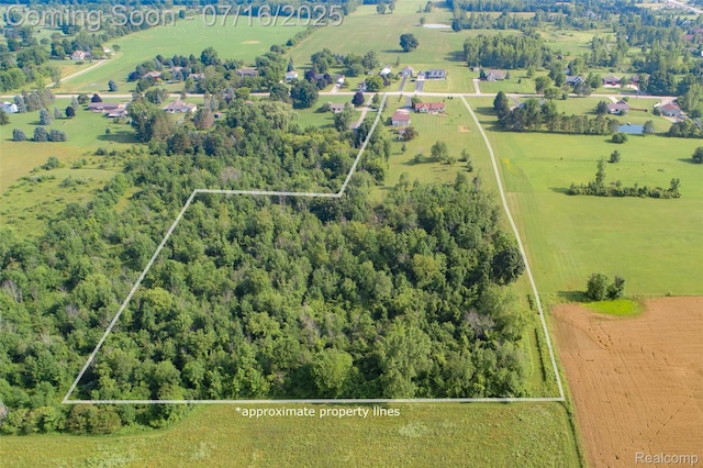 7366 E Maple Ave, Grand Blanc, MI 48439 - aerial overview of property's location with property boundaries highlighted
