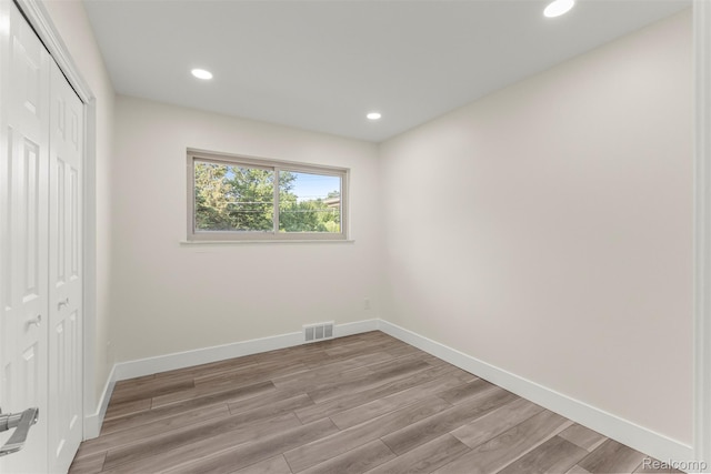 6667 Amboy St, Dearborn Heights, MI 48127 - photo 18