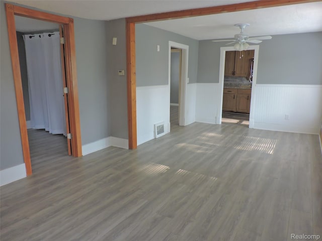 1324 Allen St, Burton, MI 48529 - photo 10