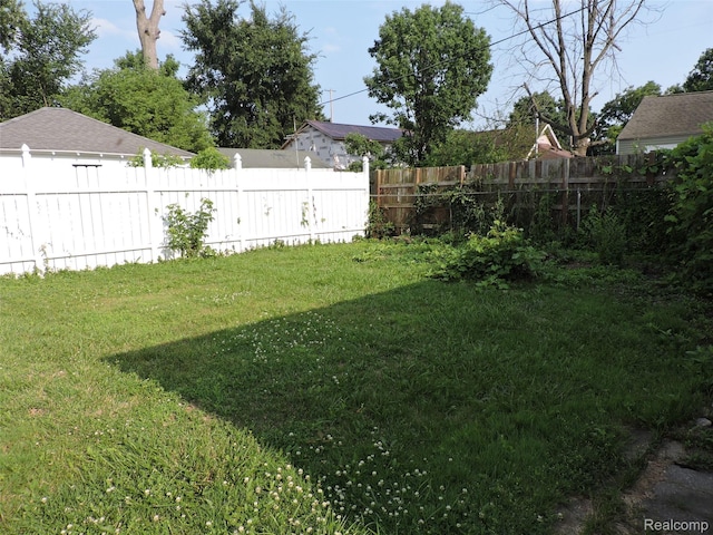 1324 Allen St, Burton, MI 48529 - photo 28