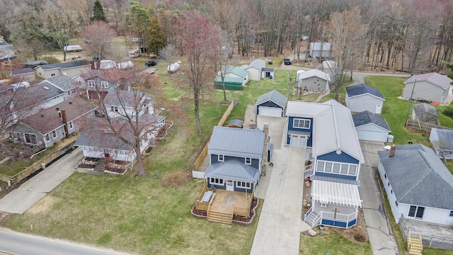 144 E Hickory Rd, Battle Creek, MI 49017 - aerial view of residential area featuring a forest