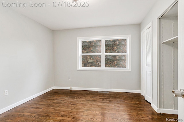 3113 S Center Rd, Burton, MI 48519 - photo 9