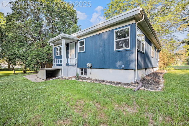 3113 S Center Rd, Burton, MI 48519 - photo 16