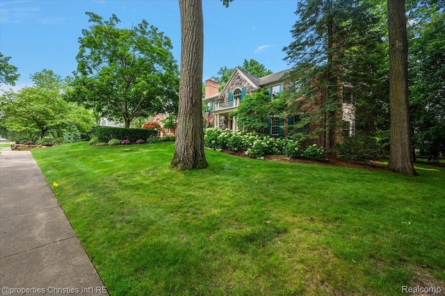 400 Hamilton Rd, Bloomfield, MI 48301 - view of grassy yard