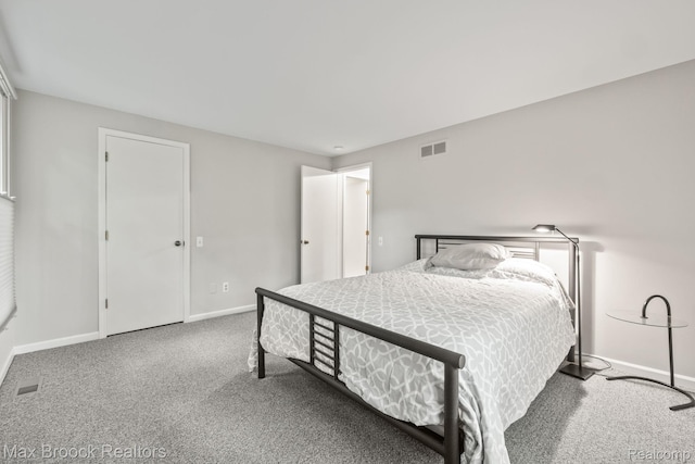 1109 Ivyglen Cir, Bloomfield Hills, MI 48304 - bedroom with carpet flooring and baseboards