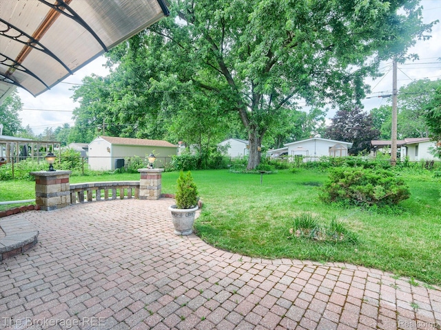 515 Juniper Dr, Davison, MI 48423 - view of patio