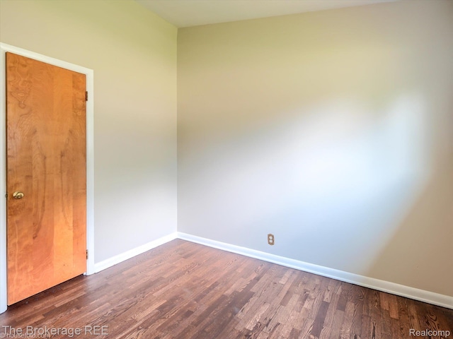 515 Juniper Dr, Davison, MI 48423 - spare room with wood finished floors