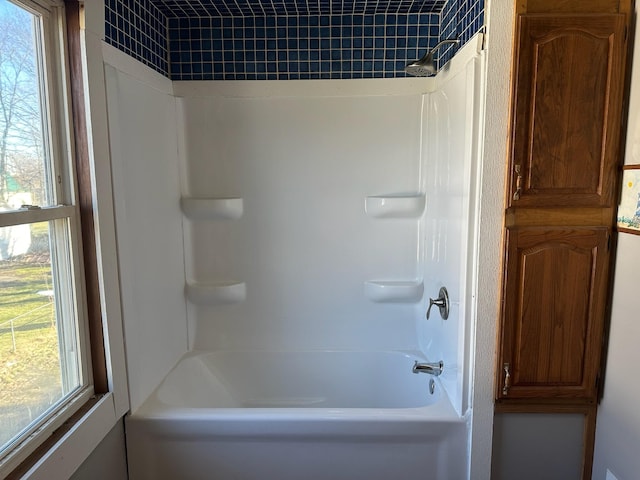 211 W Delaware St, Decatur, MI 49045 - photo 5