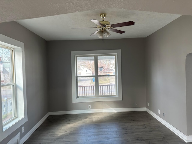211 W Delaware St, Decatur, MI 49045 - photo 16