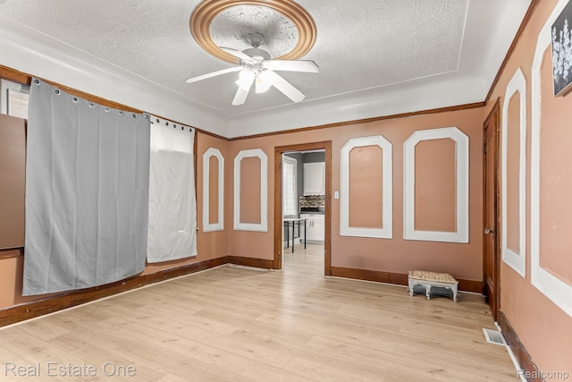 5167 Saint Lawrence St, Dearborn, MI 48210 - photo 8