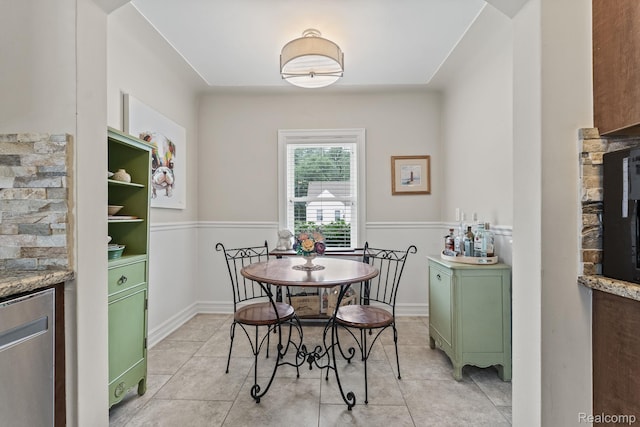 1405 Fielding St, Ferndale, MI 48220 - dining space with light tile patterned floors