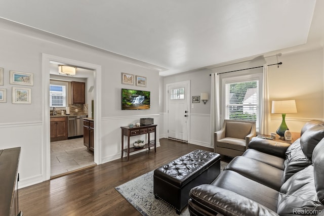 1405 Fielding St, Ferndale, MI 48220 - living area featuring dark wood-style flooring