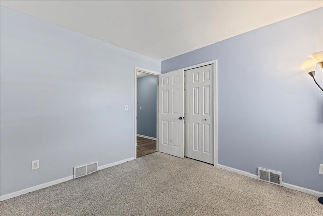 22830 Lincoln Ct, Saint Clair Shores, MI 48082 - unfurnished bedroom featuring carpet floors and a closet