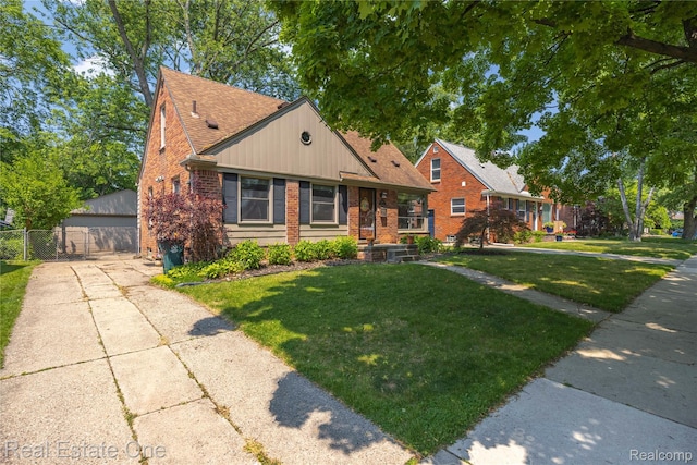 4507 Groveland Ave, Royal Oak, MI 48073 - photo 2