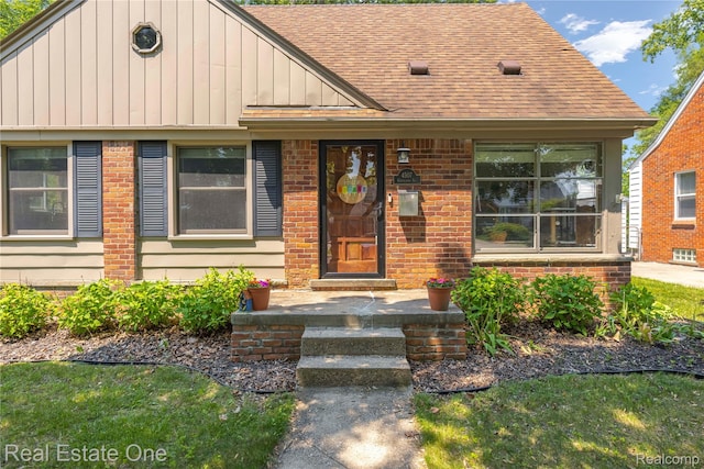 4507 Groveland Ave, Royal Oak, MI 48073 - photo 3
