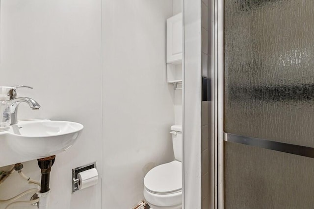 13613 Log Cabin Rd, Three Oaks, MI 49128 - full bath featuring toilet and a stall shower