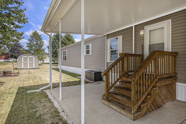 13750 Primrose Ln, Cedar Springs, MI 49319 - view of patio / terrace with a shed