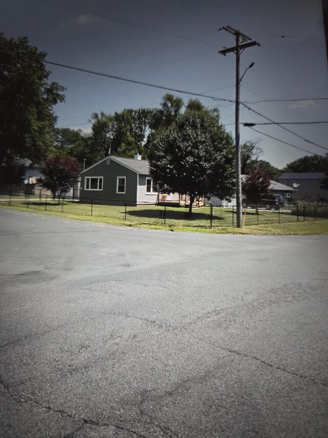 601 Golden Ave, Battle Creek, MI 49014 - photo 1