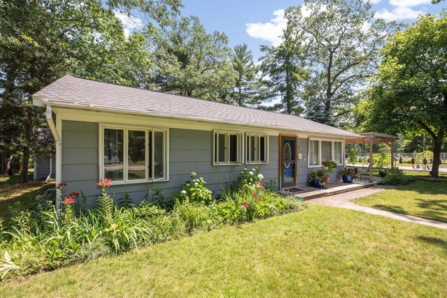 635 Terrace Dr, Traverse City, MI 49686 - photo 26