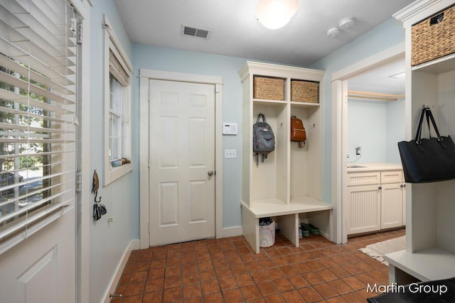 1571 Wealthy St SE, Grand Rapids, MI 49506 - photo 19