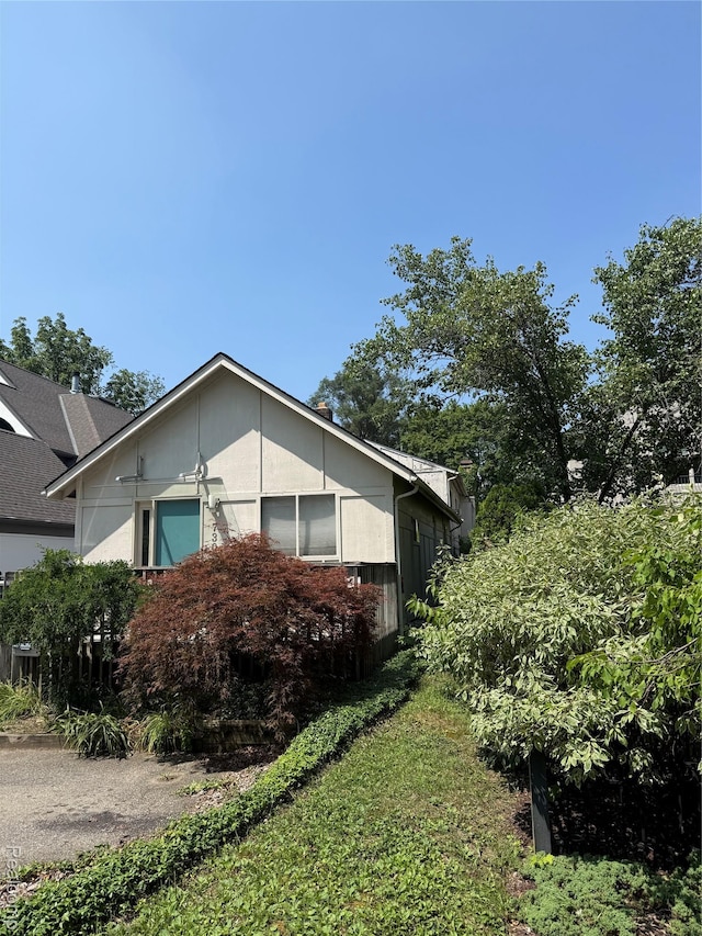 730 Wallace St, Birmingham, MI 48009 - view of side of home