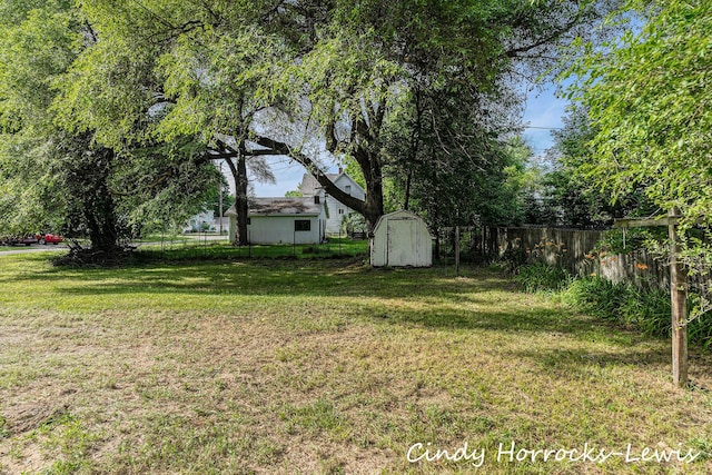 808 Riverside St, Belding, MI 48809 - photo 24