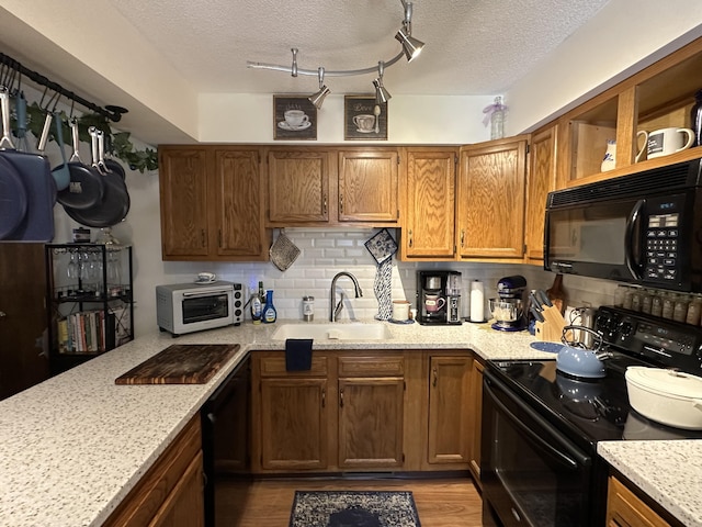 1060 Walnut Grove Dr, Norton Shores, MI 49441 - photo 6