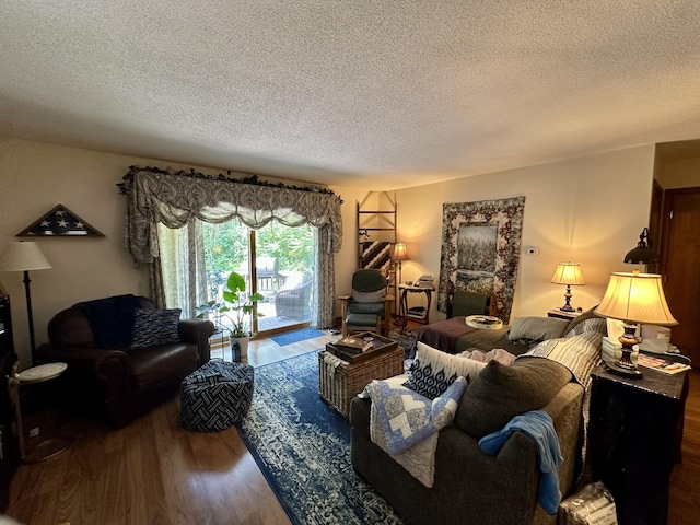 1060 Walnut Grove Dr, Norton Shores, MI 49441 - photo 2