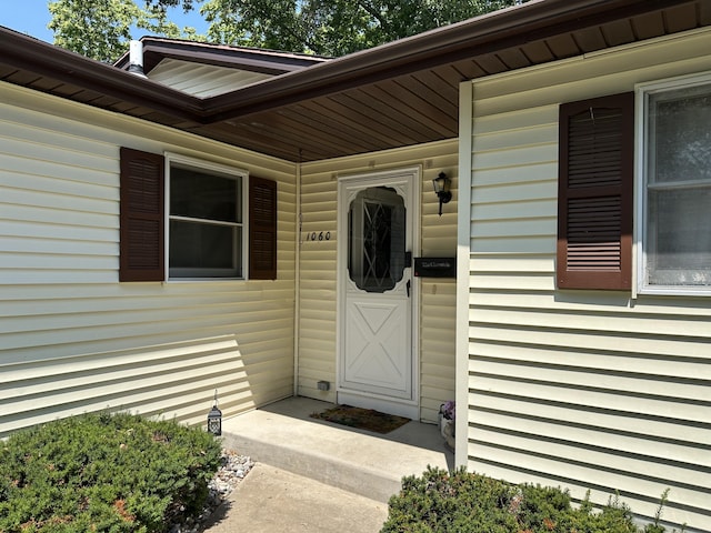 1060 Walnut Grove Dr, Norton Shores, MI 49441 - photo 1