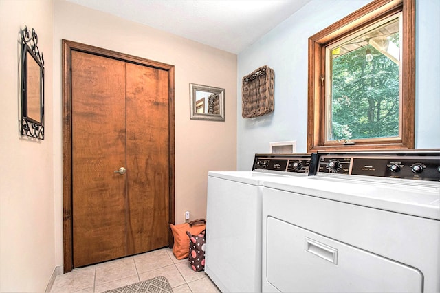 18354 Mount Zion Rd, Galien, MI 49113 - laundry room featuring independent washer and dryer and light tile patterned floors