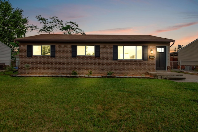 38216 N Jean Ct, Westland, MI 48186 - photo 25
