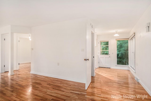 2146 Lansing St SE, Grand Rapids, MI 49506 - empty room with light wood-type flooring