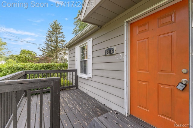 8916 Deering St, Livonia, MI 48150 - photo 4