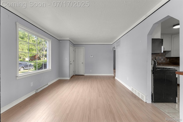 8916 Deering St, Livonia, MI 48150 - photo 8