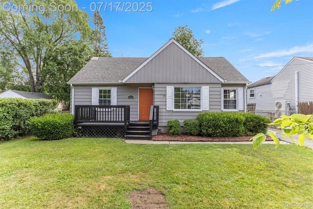 8916 Deering St, Livonia, MI 48150 - photo 1
