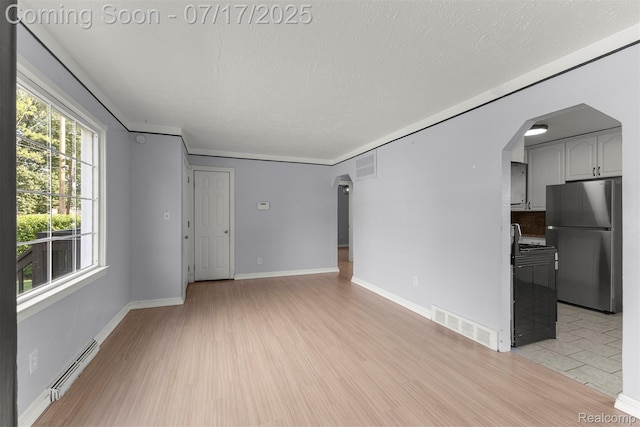8916 Deering St, Livonia, MI 48150 - photo 9