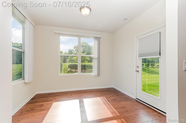 4000 Ashdale Way, Clarkston, MI 48348 - unfurnished room with wood finished floors and baseboards