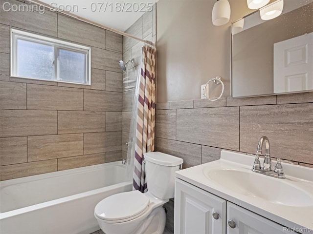 27034 Baldwin Ave, Warren, MI 48092 - bathroom featuring shower / bathtub combination with curtain, vanity, and tile walls
