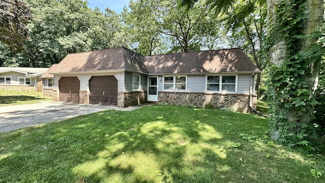 39193917 Reinhardt Dr, Stevensville, MI 49127 - photo 1