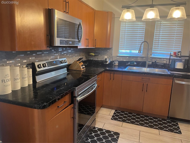 1811 Henbert Rd, West Bloomfield, MI 48324 - photo 3