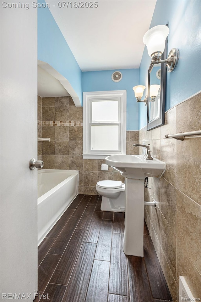 1070 Hampton Rd, Grosse Pointe Woods, MI 48236 - photo 7