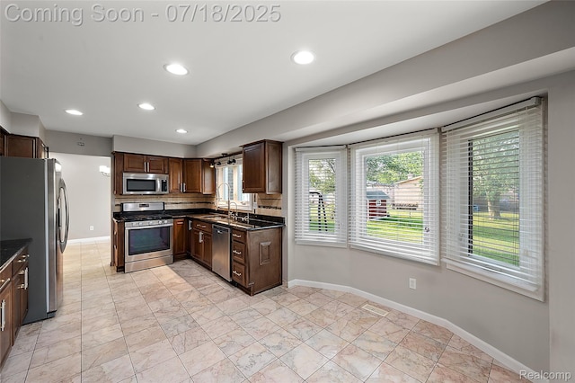 4152 Bloomfield Dr, Sterling Heights, MI 48310 - photo 24