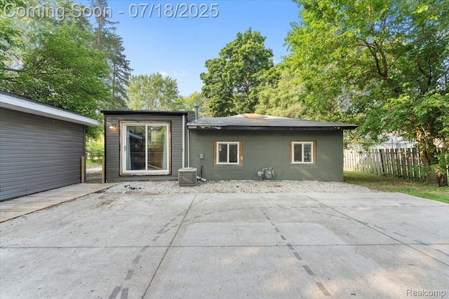 8121 Delray St, Lambertville, MI 48144 - photo 19