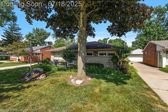 304 Huntley Ave, Clawson, MI 48017 - photo 4