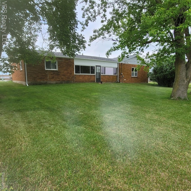 1165 S Van Dyke Rd, Bad Axe, MI 48413 - photo 4