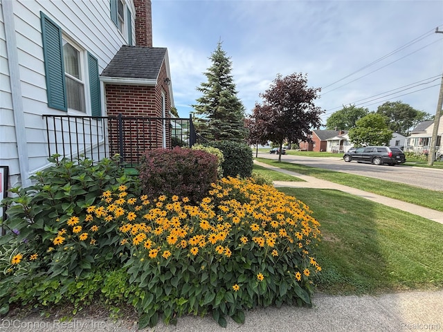 1418 20th St, Port Huron, MI 48060 - photo 9