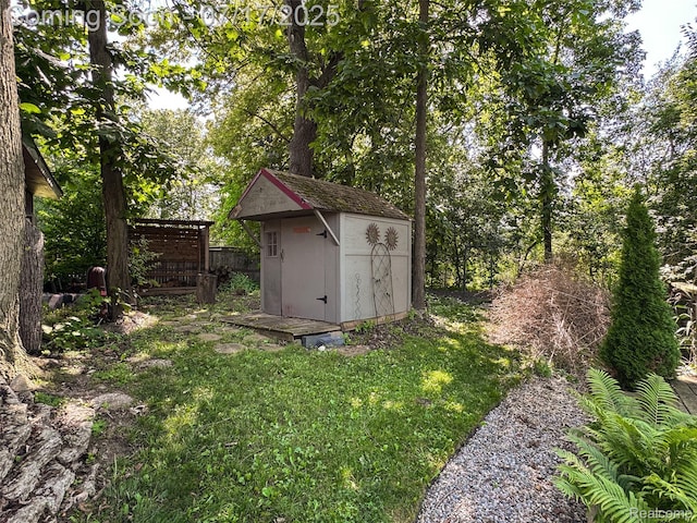 2709 Glenrose St, Auburn Hills, MI 48326 - photo 45