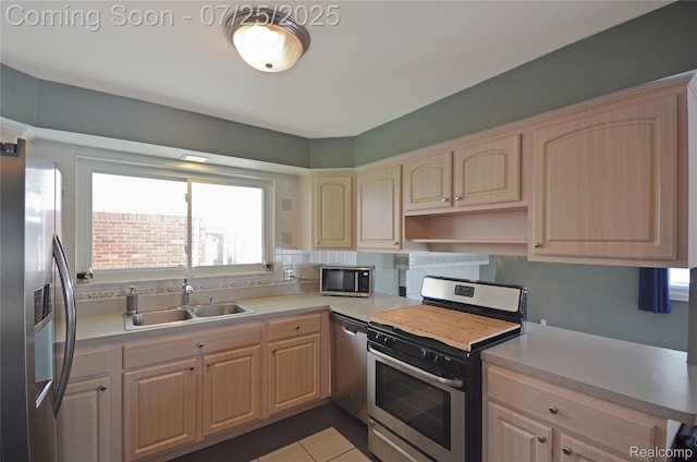 33431 Groth Dr, Sterling Heights, MI 48312 - photo 15